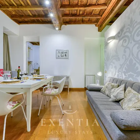 Apartment Piazza Navona Spacious Apartment, Campo De' Fiori *