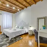 Exentia - Luxury Piazza Navona Daire Roma